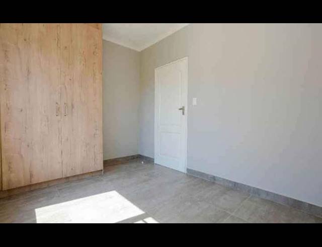 2 BEDROOM HOUSE FOR SALE IN PROTEA GLEN EXT